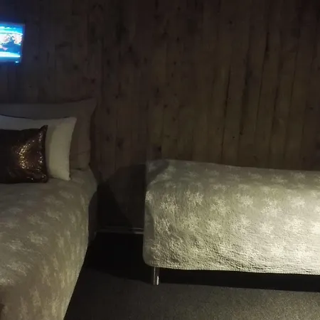 Bed & Waffles, Gæstehus 2*