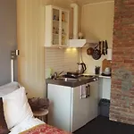 Bed & Waffles, 2*