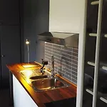 Πανσιόν Bed & Waffles, 2*